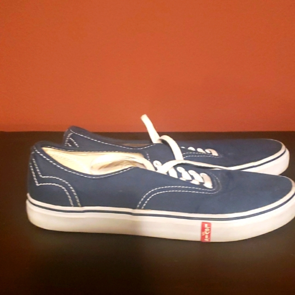 Levi sneakers